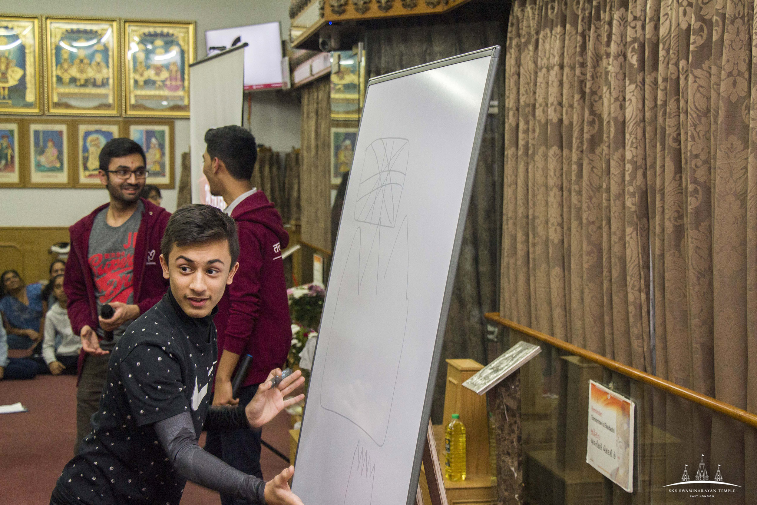 ©1987-2017 SKS Swaminarayan Temple East London